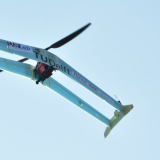 delftAcopter: innovative single-propeller hybrid drone